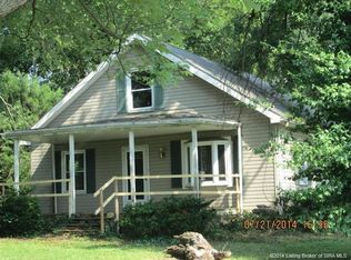 2806 Coopers Ln, Sellersburg, IN 47172