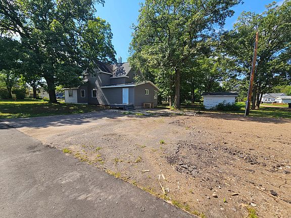 3rd image of 23912 Serpent Rd