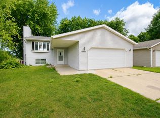 2115 52nd St NW, Rochester, MN 55901
