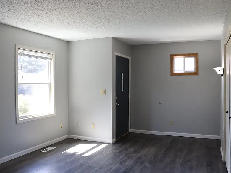 3811 Renee Dr #MAIN — Photo 18
