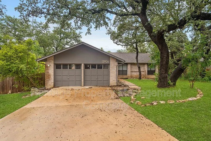 3 bed, 2.0 bath, 1750 sqft, $2,225 — Photo 1