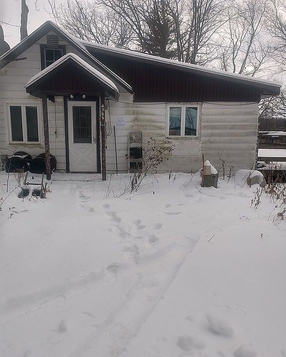 1st image of 4785 Cave Dr