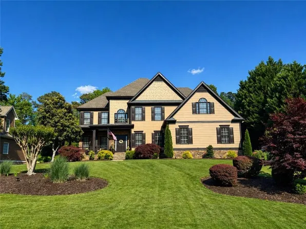 1483 Uncle Ben Dr, Powder Springs, GA 30127