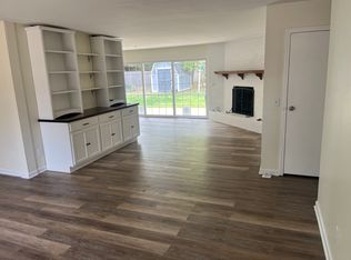 125 Timberwood Ln, Springboro, OH 45066