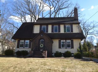 8 Ashland Rd, Summit, NJ 07901