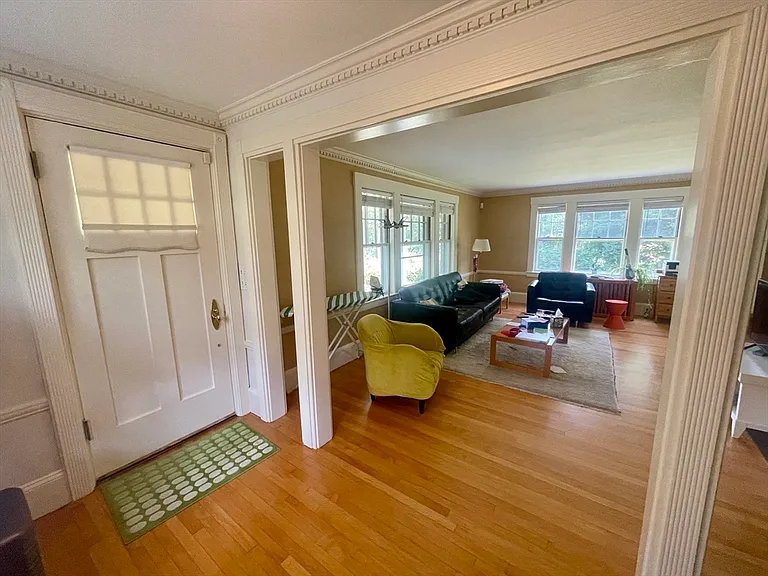 273 Main St — Photo 7