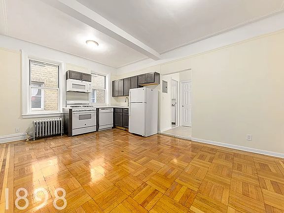 3rd image of 217 Haven Ave #5B1
