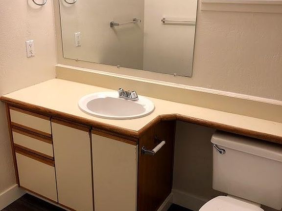 5th image of 181 Del Medio Ave APT 215