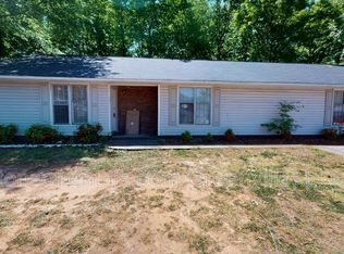 15 Melissa Ct APT B, Spartanburg, SC 29303