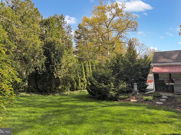 5th image of 53 Jackson Dr