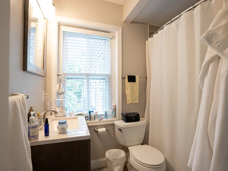 214 Prince George St #B — Photo 7