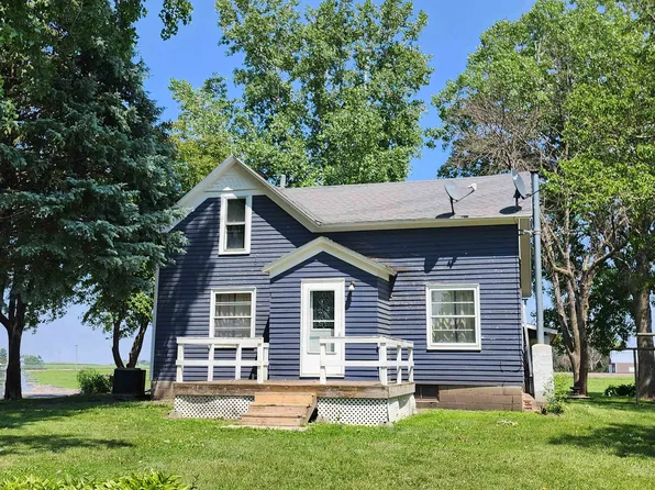 301 S Neptune St, Marathon, IA 50565