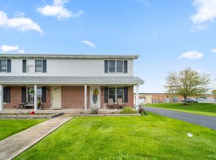 101D Colonial Pkwy, Yorkville, IL 60560
