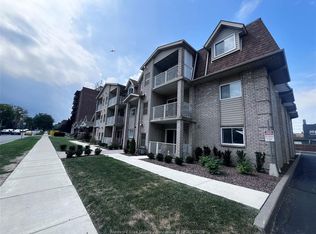 1323 Langlois Ave #205, Windsor, ON N8X 4L8