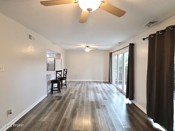2nd image of 640 Zorn Ave APT 8A