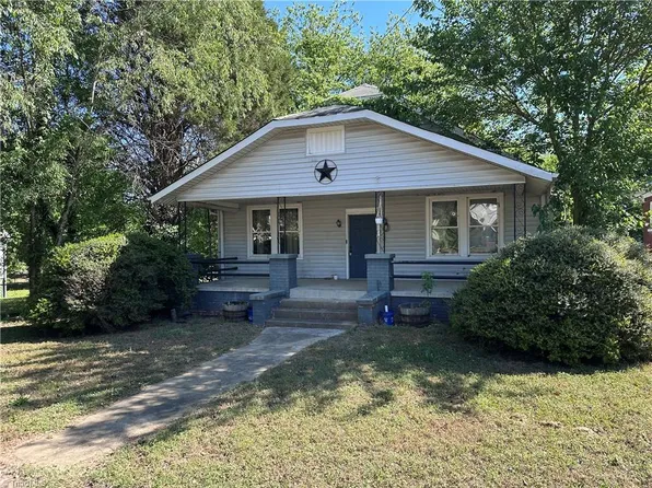 704 4th St, Spencer, NC 28159