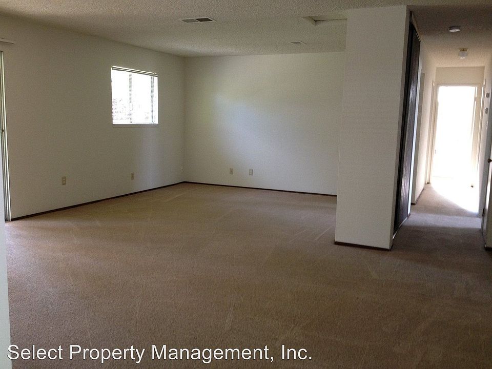 1st image of 7009 Woodmore Oaks Dr