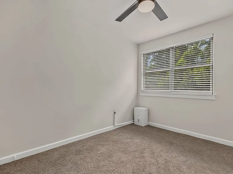 62 Faris Cir — Photo 17