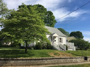 50 Underhill Rd, Milford, CT 06460