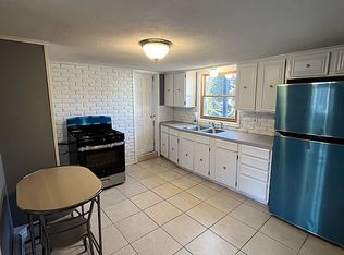 202 Enfield Ave #2, Providence, RI 02908