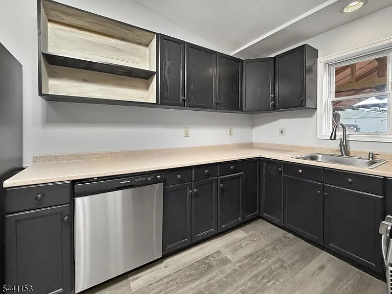 249 Mercer St — Photo 12