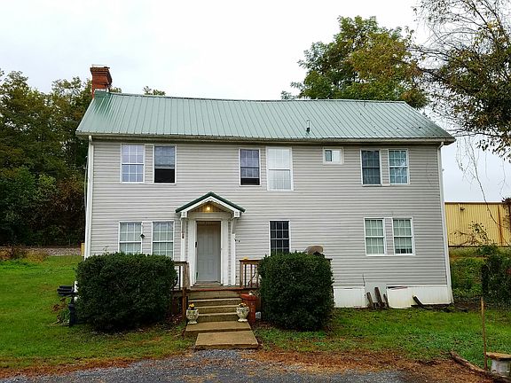 2nd image of 470 Mink Pl #12