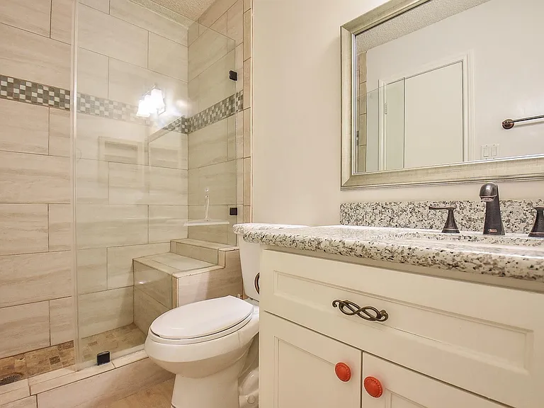 800 Country Place Dr #101 — Photo 21