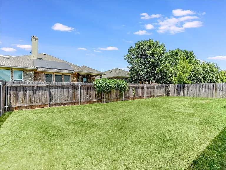 3009 Media Dr — Photo 30