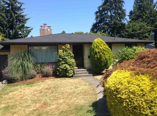 3810 NE 86th St, Seattle, WA 98115