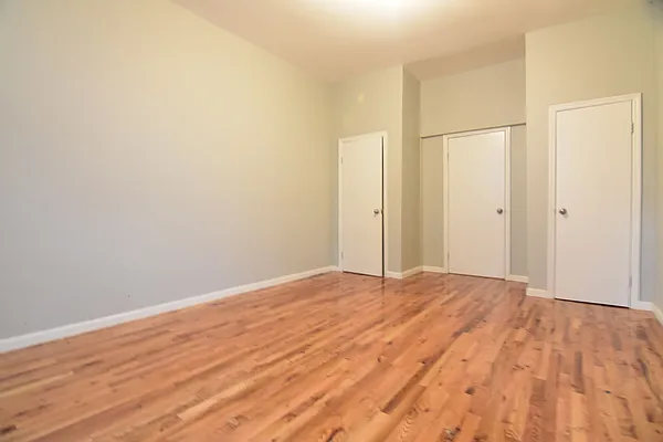 Rented by Clove Realty LLC | media 5