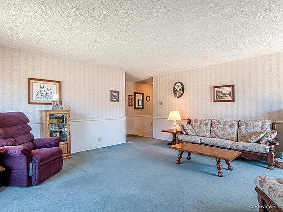 5th image of 3011 Laurashawn Ln