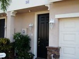 242 Las Brisas Cir, Fort Lauderdale, FL 33326