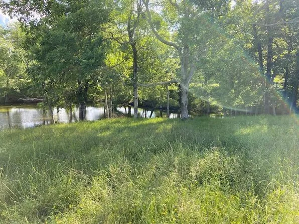(undisclosed Address), Nashville, AR 71852