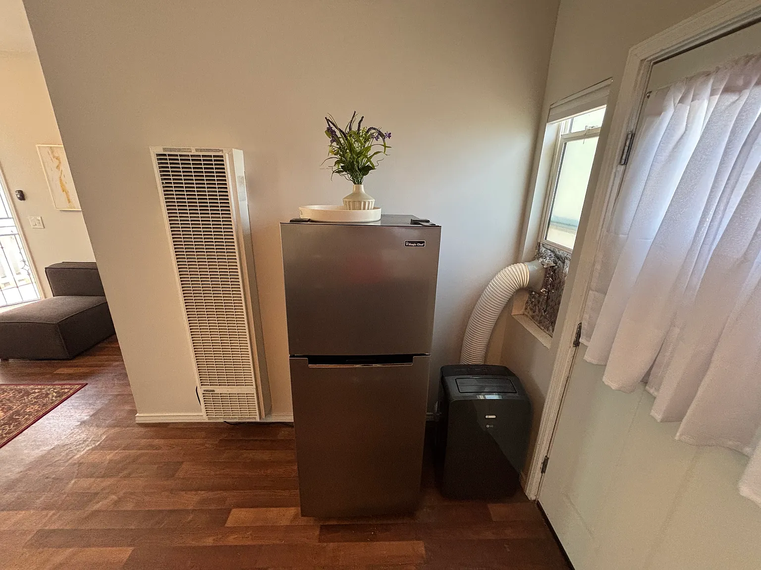 Studio, 453 sqft, $2,400 — Photo 4