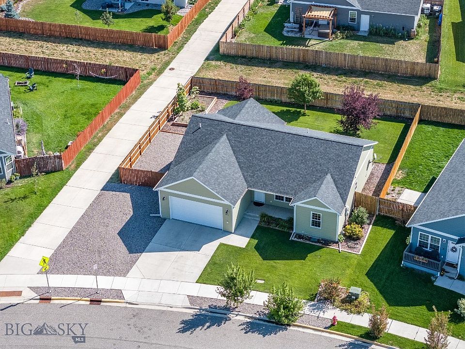 1st image of 2216 Sturnella Ln