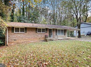 971 Canyon Trl SW, Marietta, GA 30060