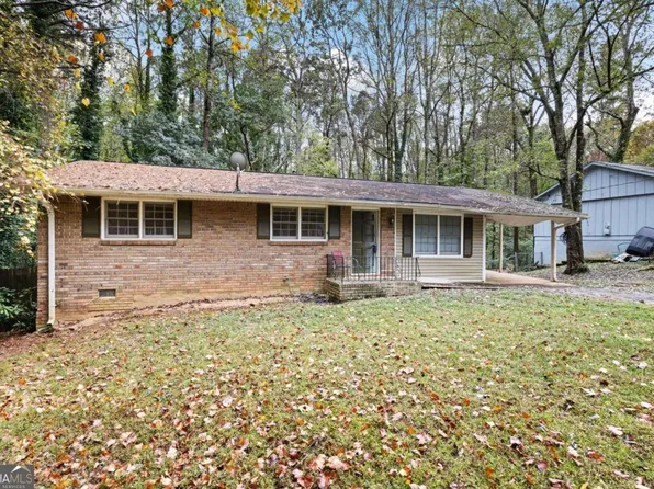 971 Canyon Trl SW, Marietta, GA 30060