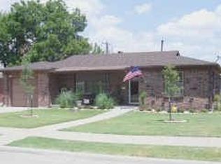 813 Perry Dr, White Settlement, TX 76108