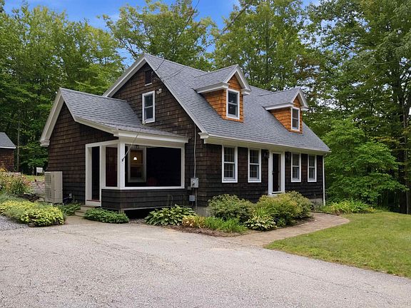 2nd image of 60 Cotton Hill Road