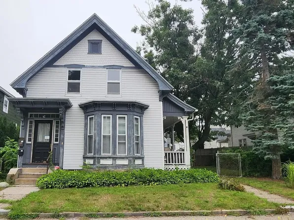 96 Prospect St #1F, Manchester, NH 03104