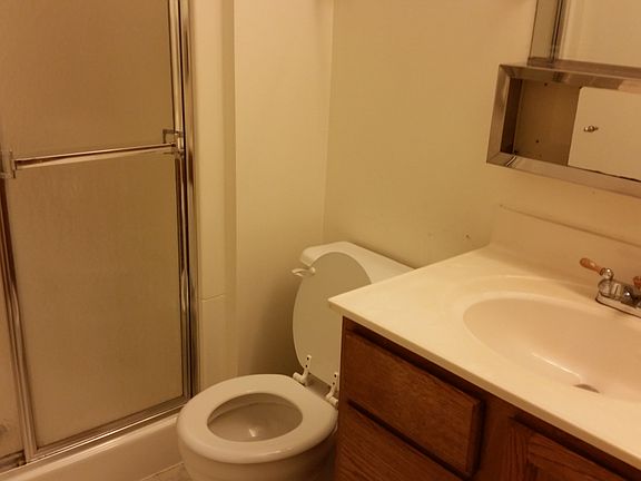 4th image of 10482 Malone Ct