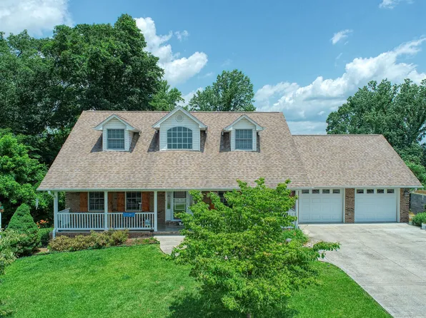 285 Carrie Cir, Mt Carmel, TN 37645