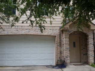 1605 Phoenix St, Edinburg, TX 78541