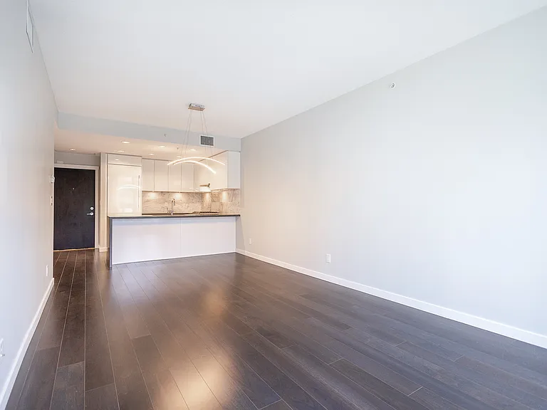 5638 Birney Ave #309 — Photo 3