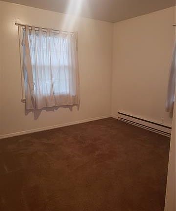 4th image of 26330 Grandmont St