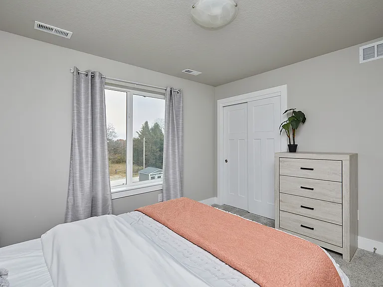 2109 Ammann Dr — Photo 18
