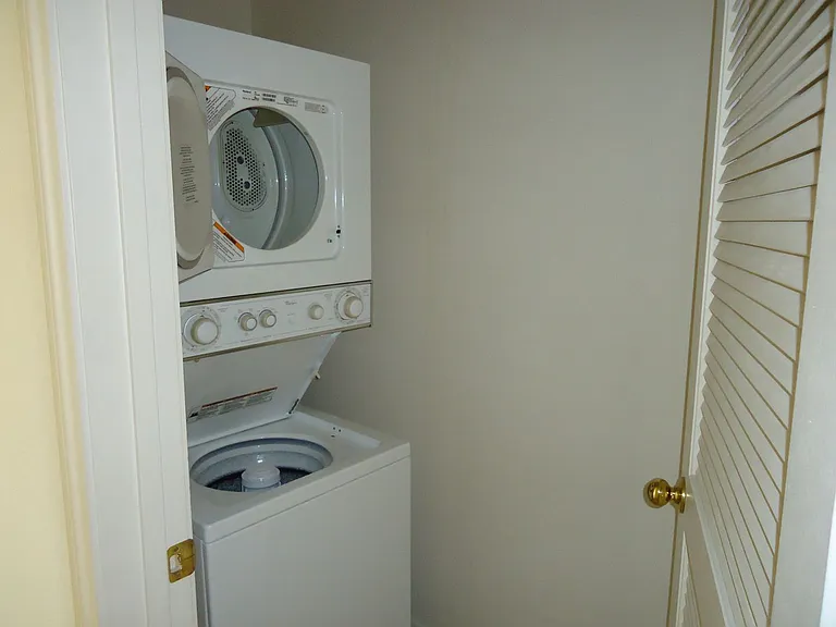 7461 Ademar St — Photo 11