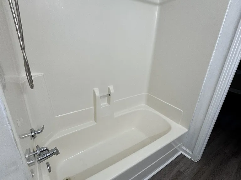 807 Holder Ct — Photo 13
