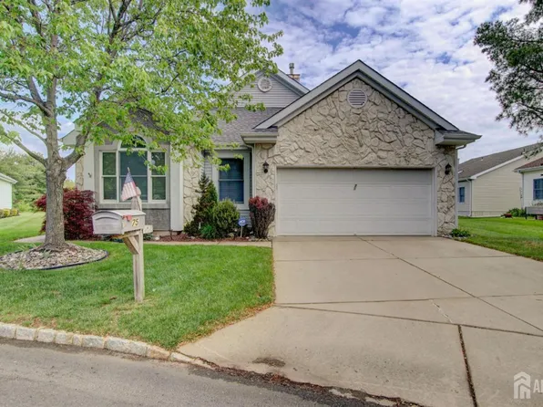 75 Westboro Ln, Monroe Township, NJ 08831