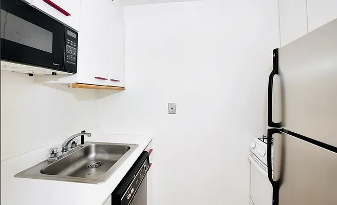 Rented by Level Group | media 7